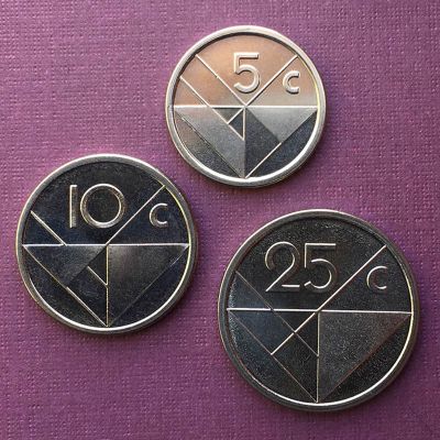 Aruba - Coins lot 5, 10 and...